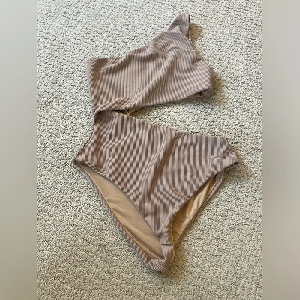 Beach Riot Celine Ribbed One Piece - Picture 1 of 4